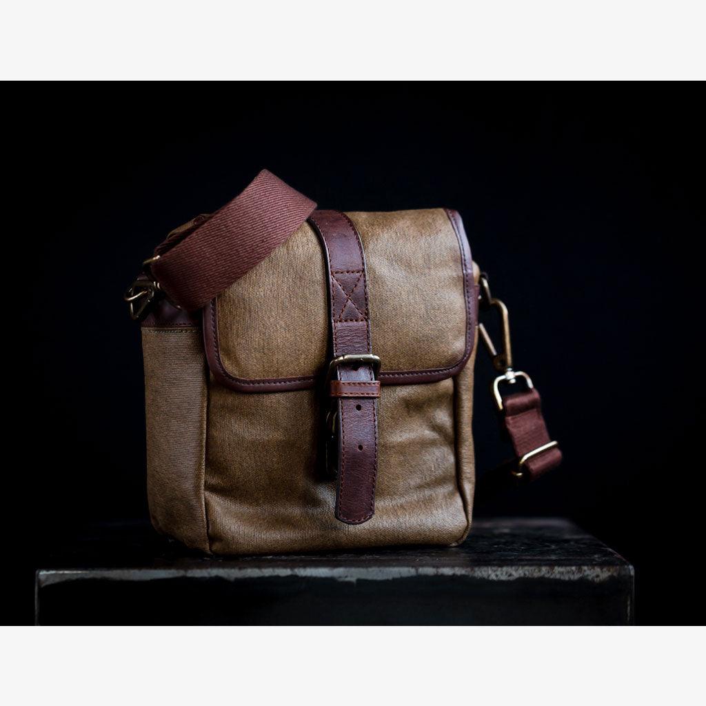 Bronkey Bag BER-BAG-06 Berlin cognac waxed
