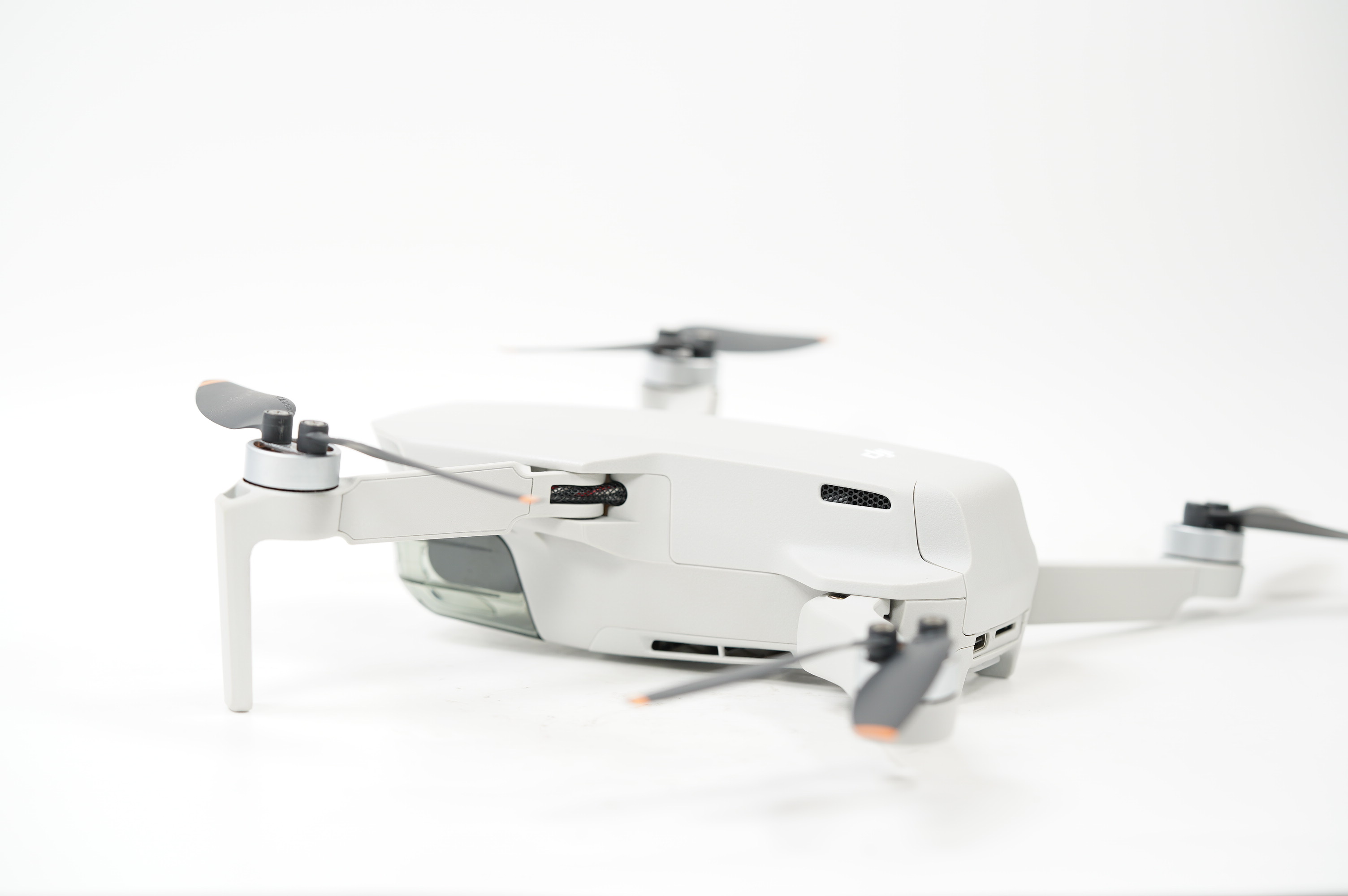 DJI Mini 2 SE Fly More Combo Quadrokopter/Abverkauf